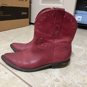 MAROON LUCKY BRAND BOOTIES